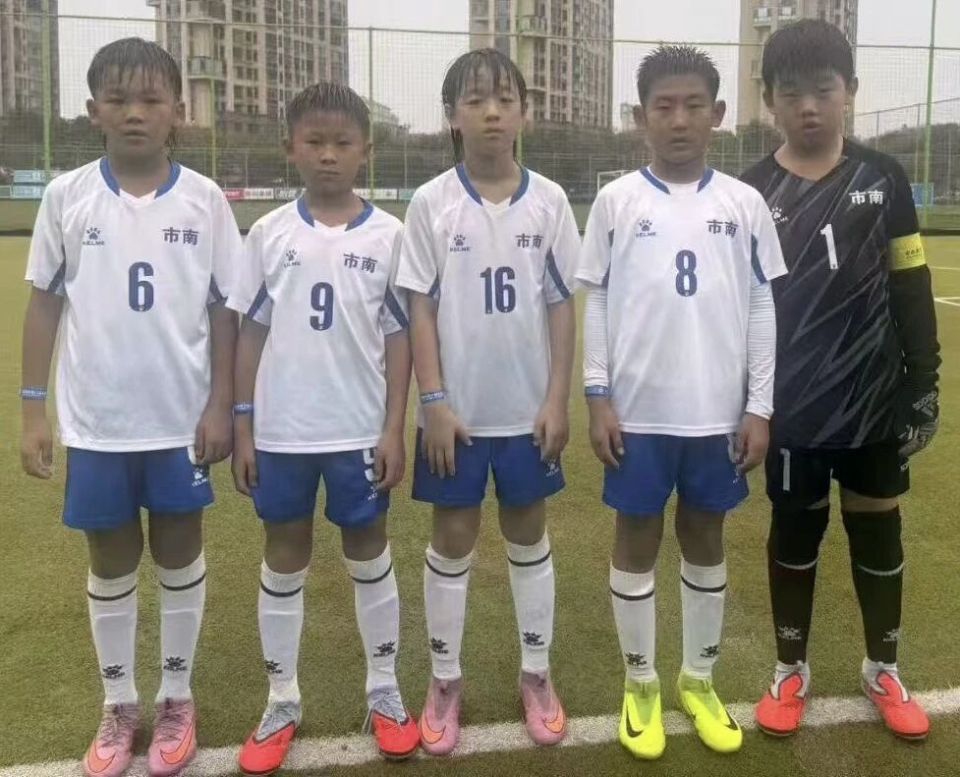 多的综合性 多的综合性