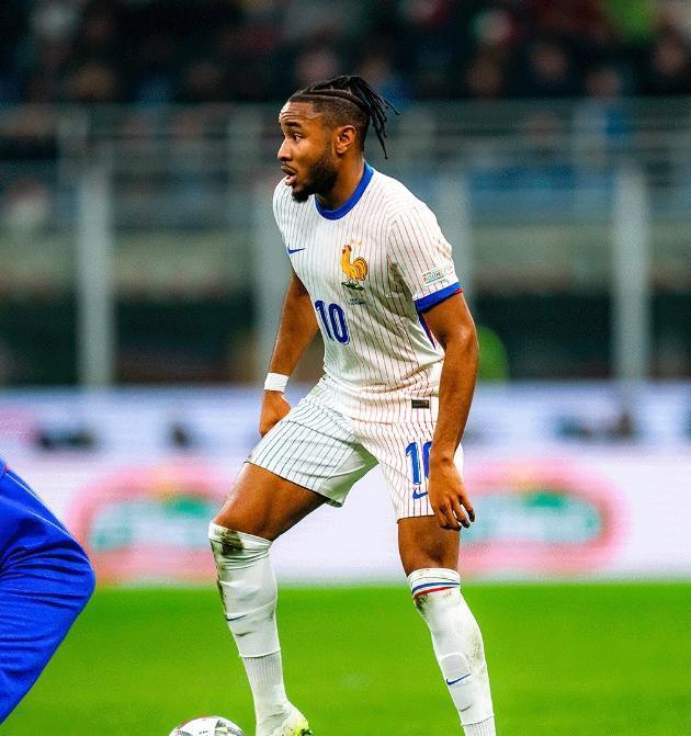 菜鸡, 科曼造足坛 菜鸡, 科曼造足坛